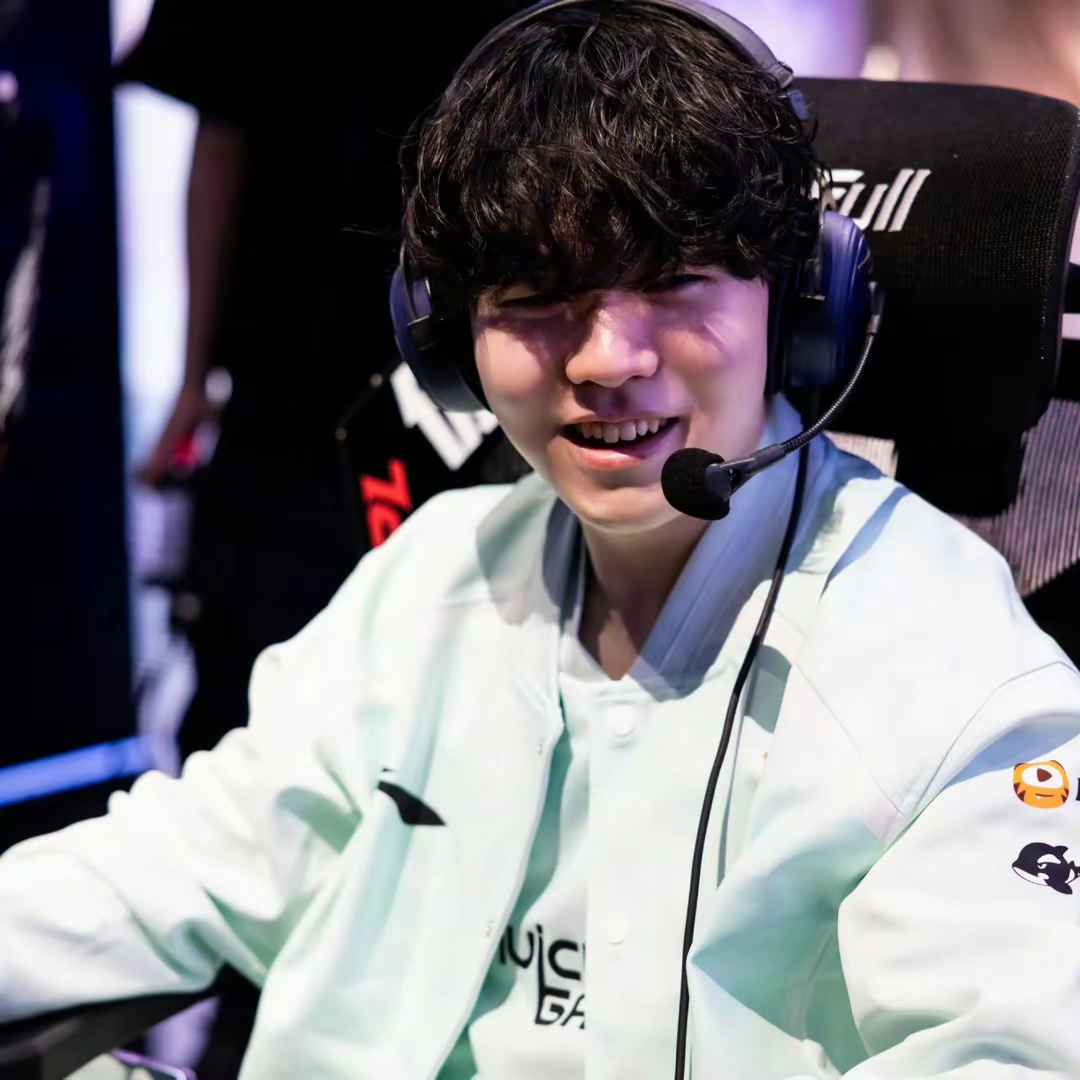 开云体育入口-HLE力克KT，Knight线上压制力十足激烈交锋入围赛，引爆全场热议的简单介绍