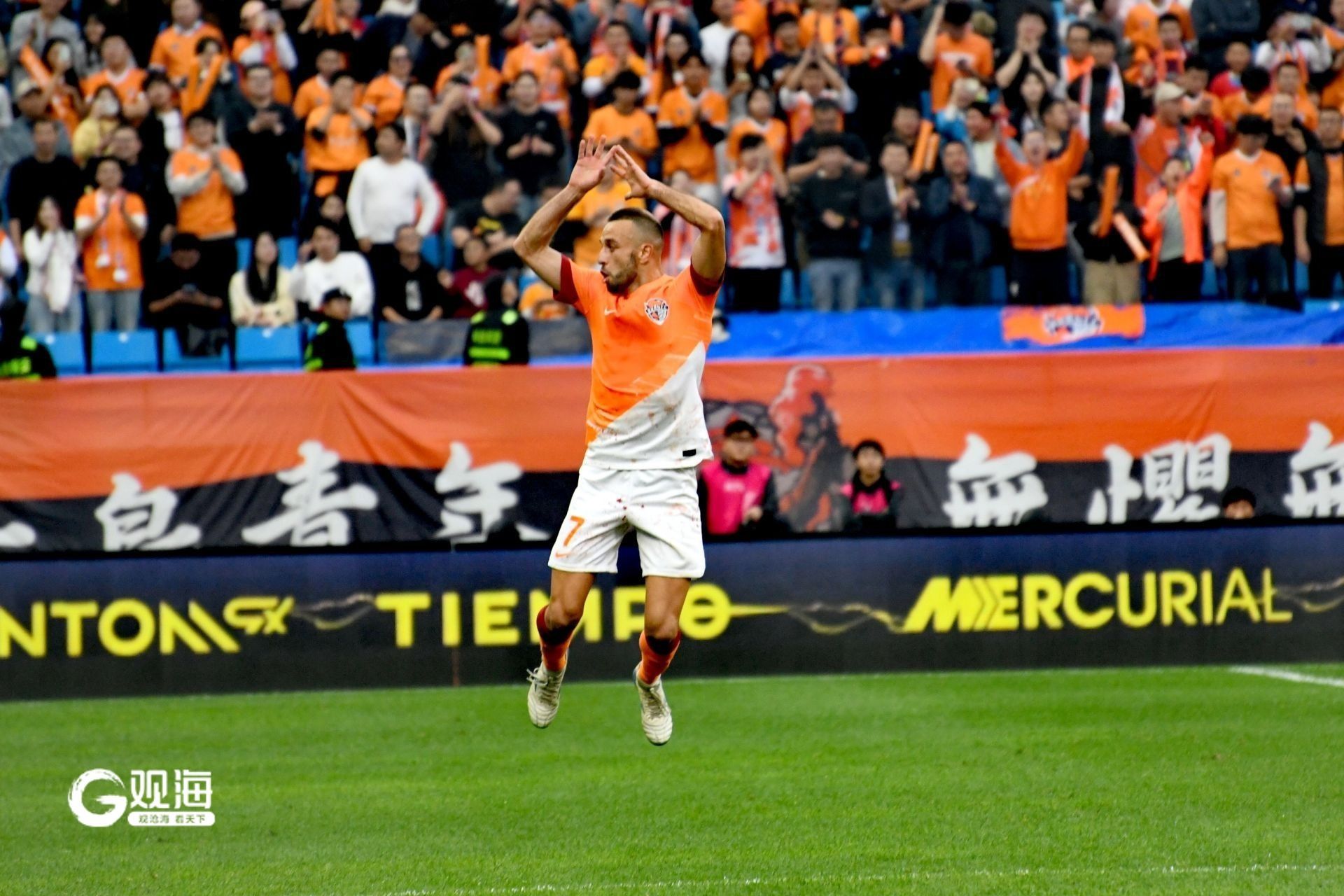 包含卡昂再获成功，法甲保级形势或将好转的词条