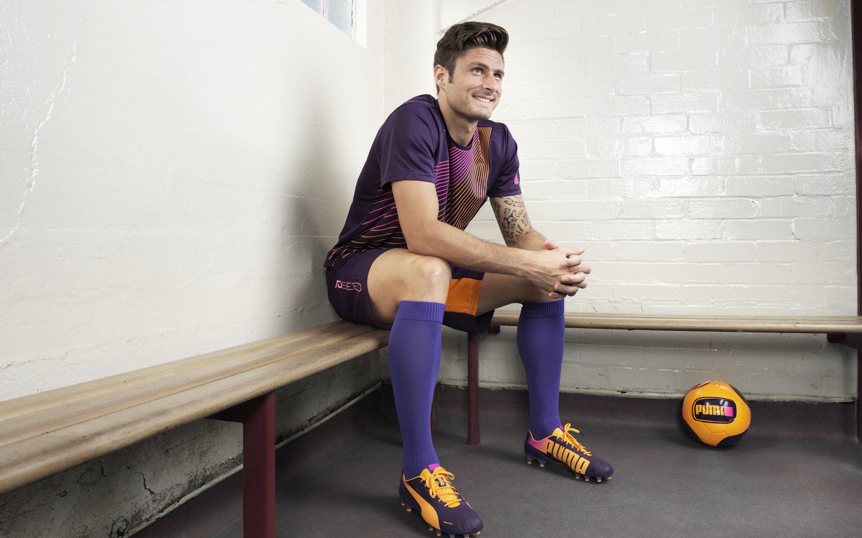 格纳布里数据全面爆炸，但国际米兰为何爆冷负于瑞典球队？